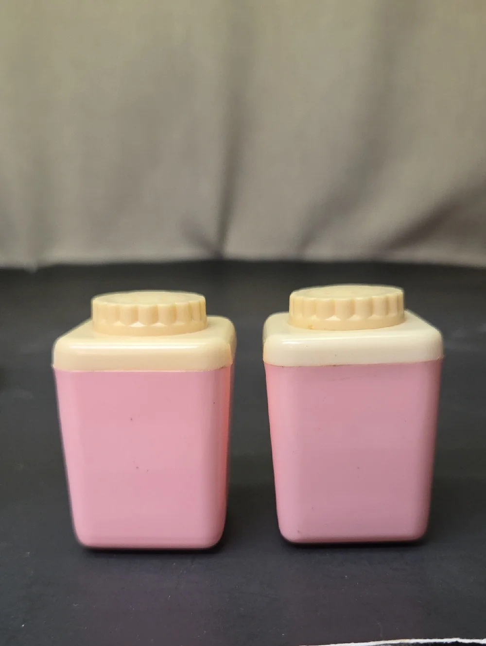 vintage Lustro-Ware pink and white plastic S&P shakers + 2 Rose Plates